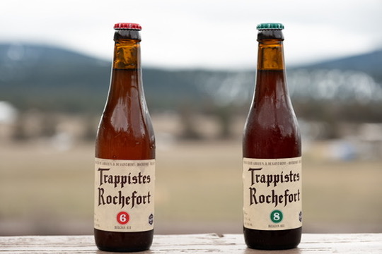 Bottles of Rochefort 6 and Rochefort 8.
